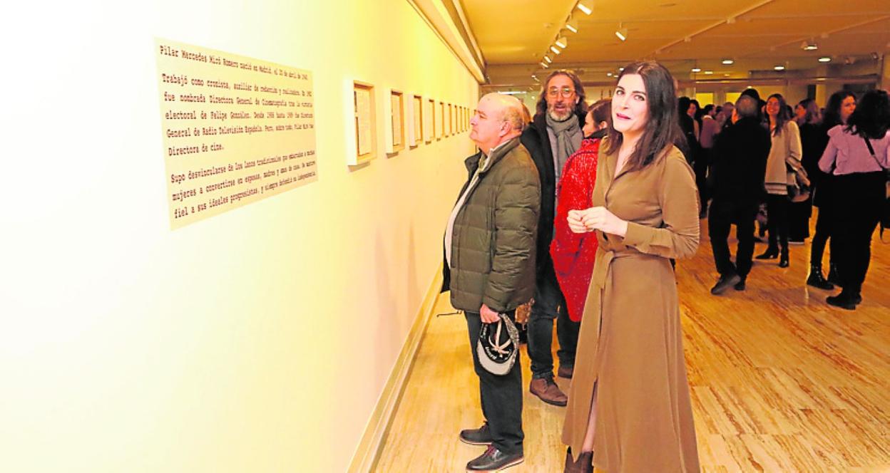Alba Martínez, durante la inauguración de la exposición. 