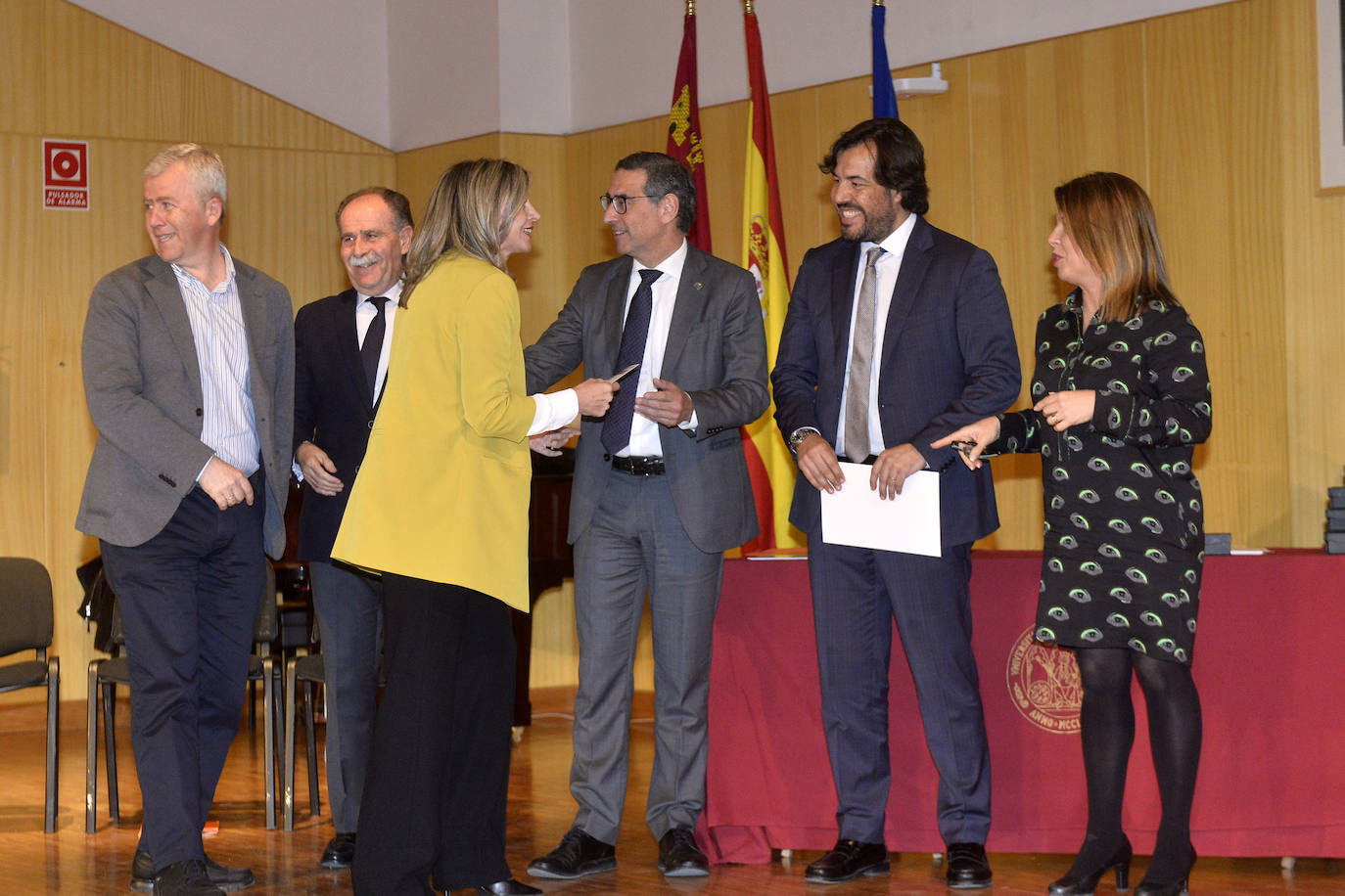 Fotos: Acto de reconocimiento a las empresas que respaldan las cátedras de la UMU