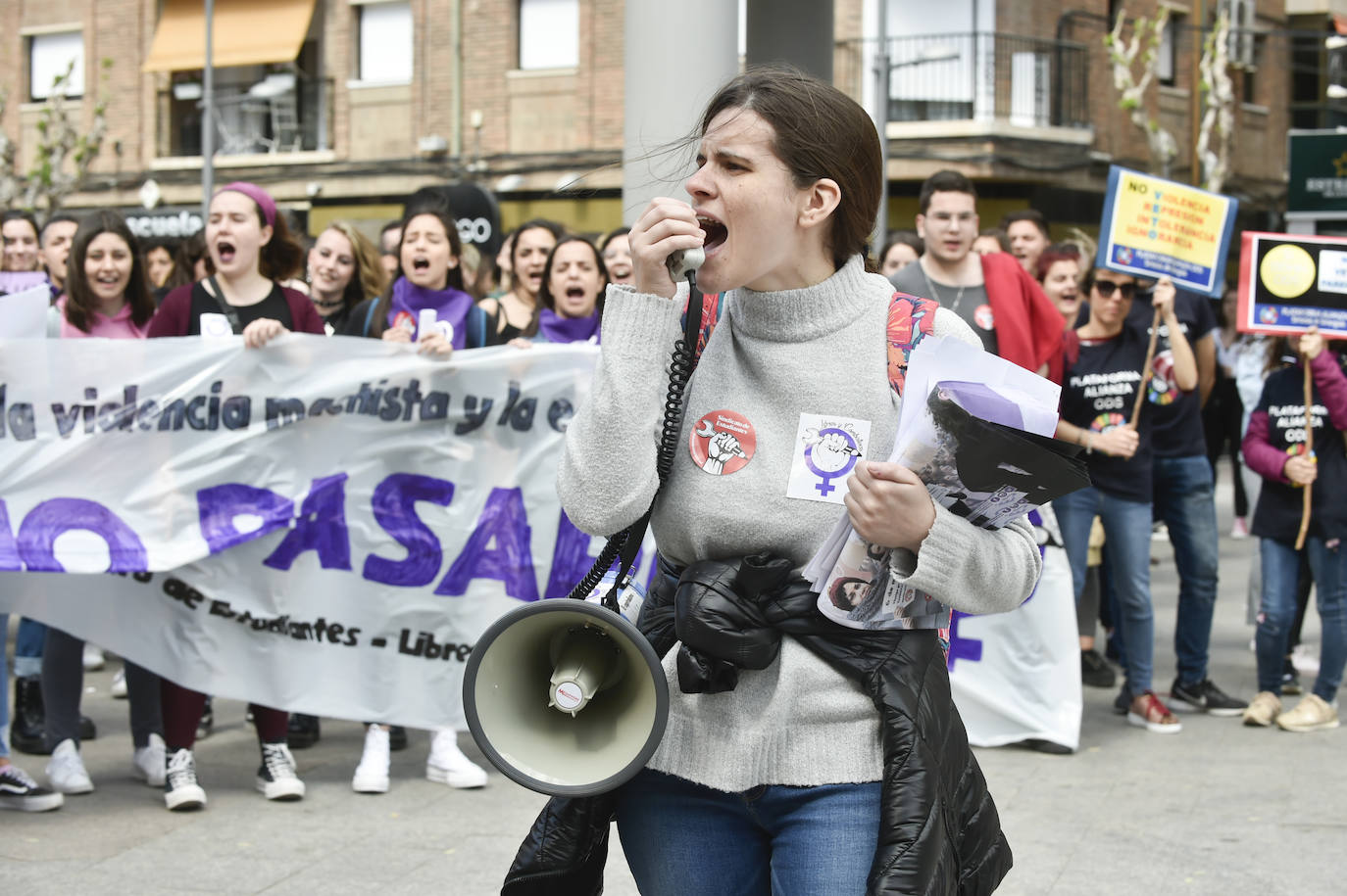 Fotos: Los estudiantes protestan en Murcia por una «ofensiva salvaje contra los derechos conquistados»