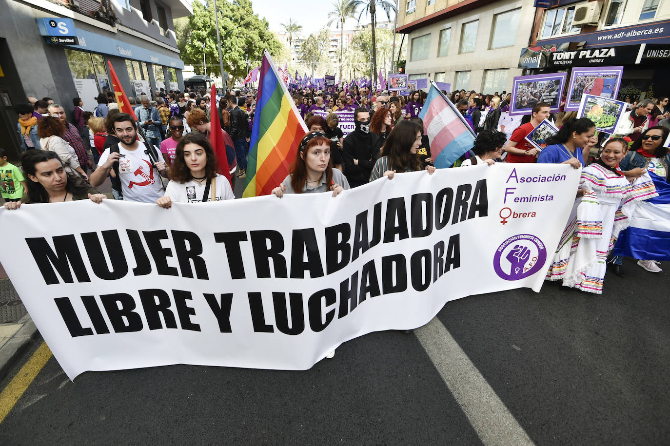 La manifestación transcurrió en un ambiente sano, alegre y reivindicativo.