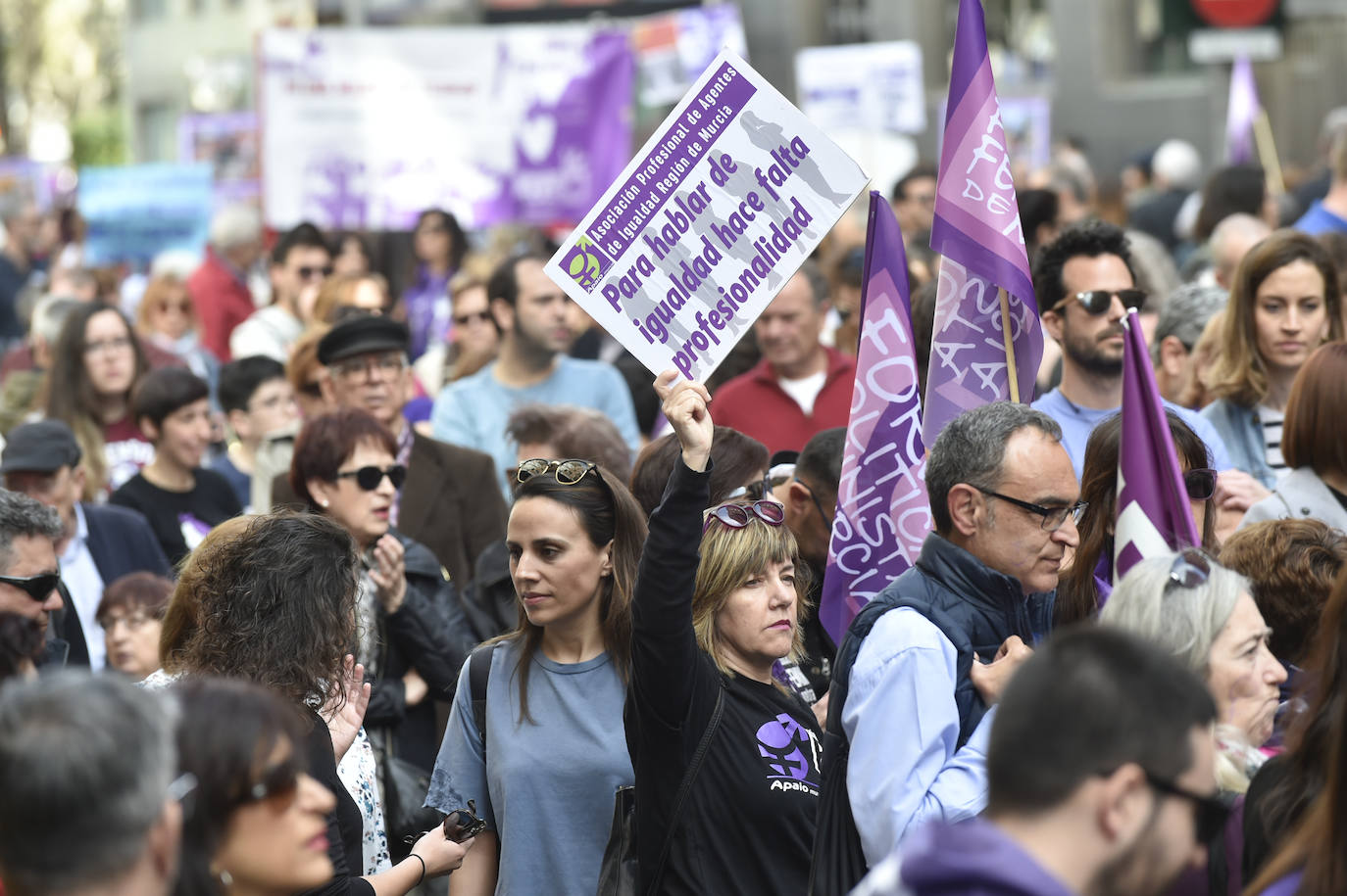 La manifestación transcurrió en un ambiente sano, alegre y reivindicativo.