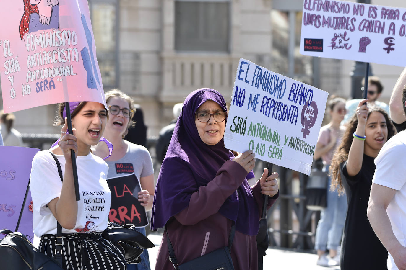 La manifestación transcurrió en un ambiente sano, alegre y reivindicativo.