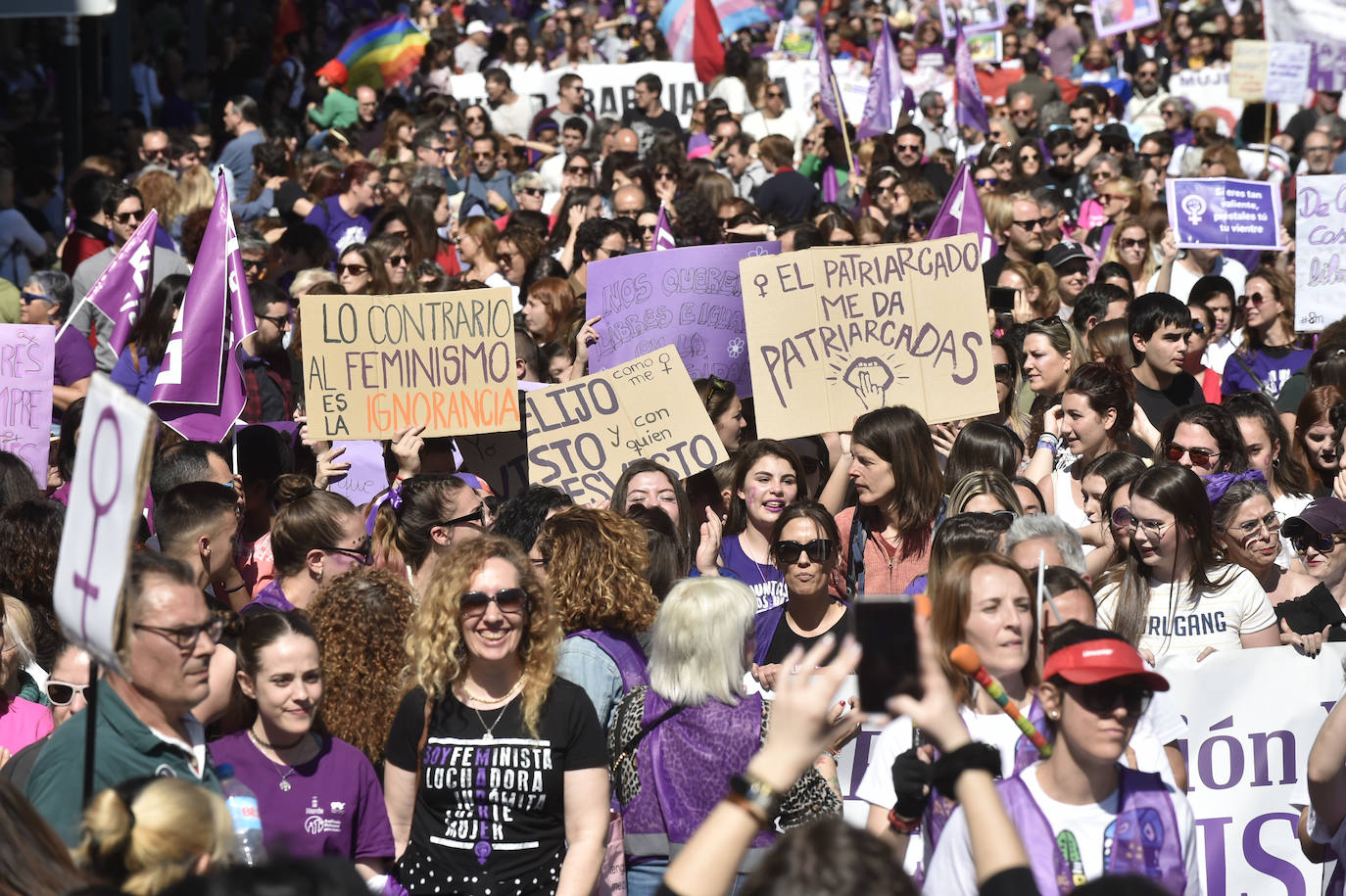 La manifestación transcurrió en un ambiente sano, alegre y reivindicativo.