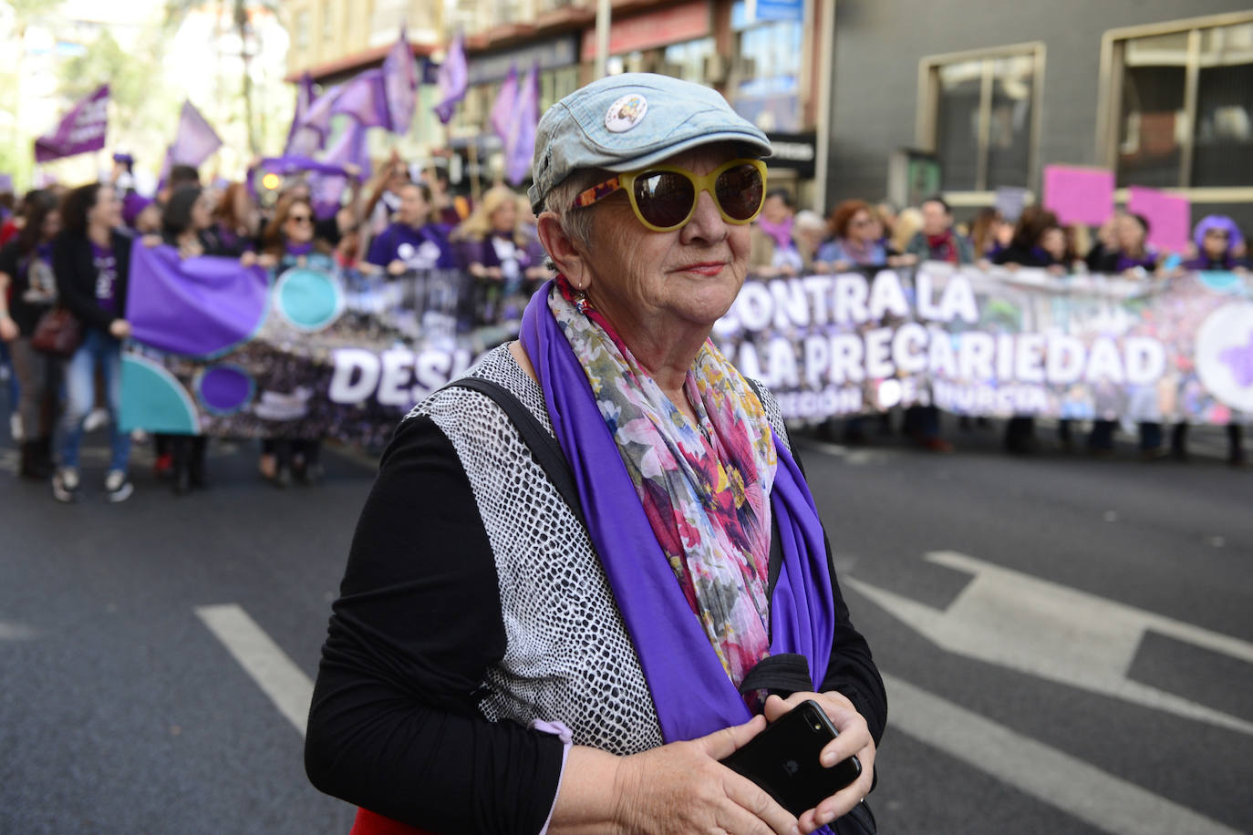 Fotos: Miles de voces claman en Murcia contra la desigualdad de las mujeres