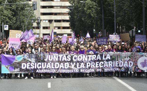 Galería. La cabecera de la manifestación en la Gran Vía. 