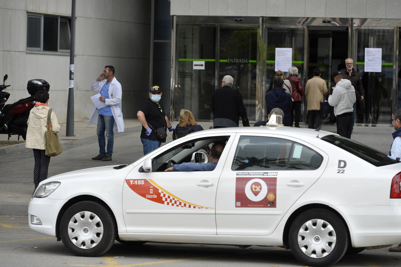 Fotos: Las pruebas del coronavirus se harán también a casos leves