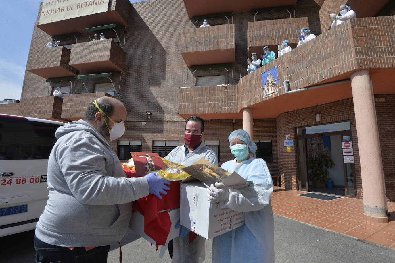 Fotos: Procesión solidaria de los ‘coloraos’