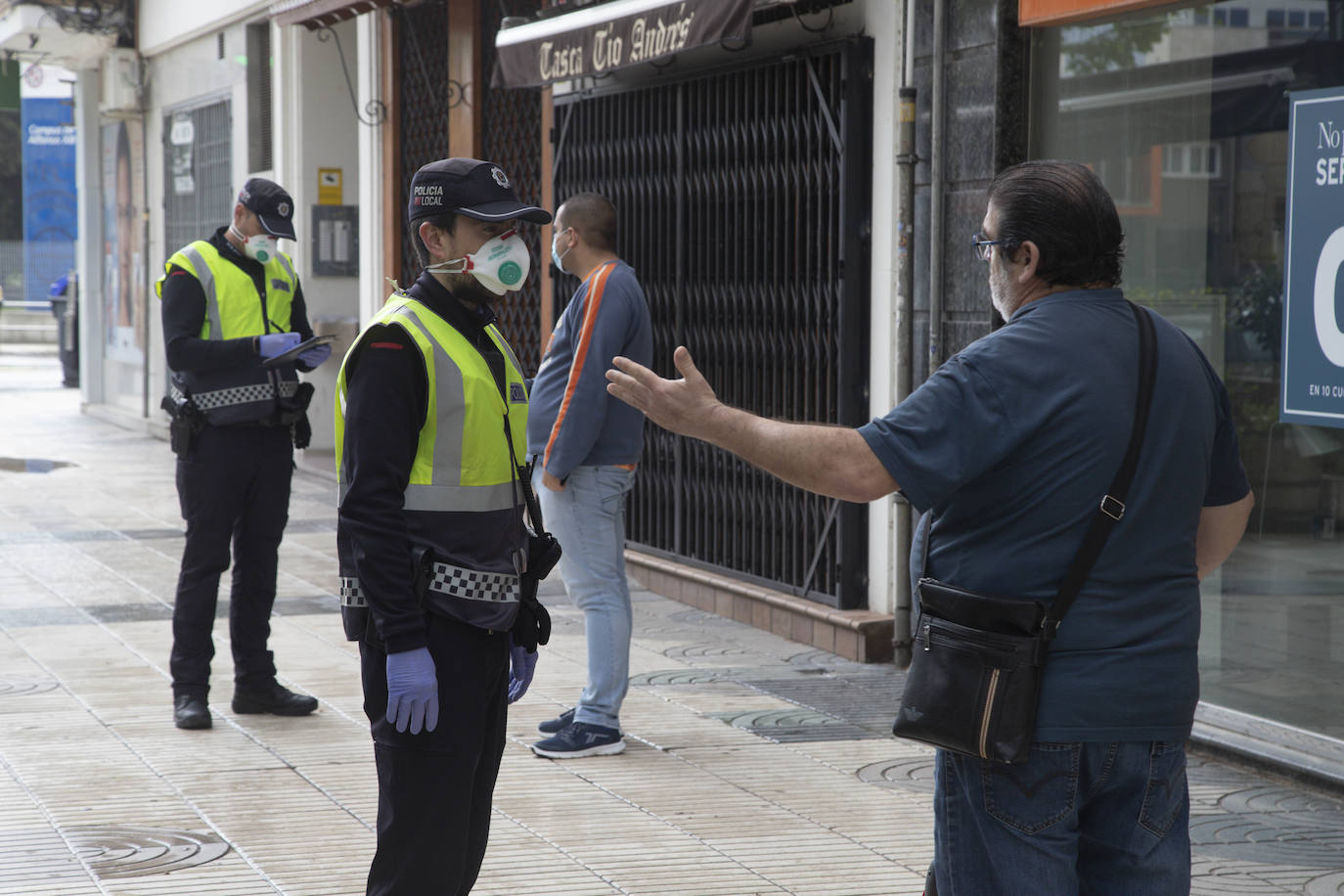 Fotos: La Policía Local controla las calles de Cartagena