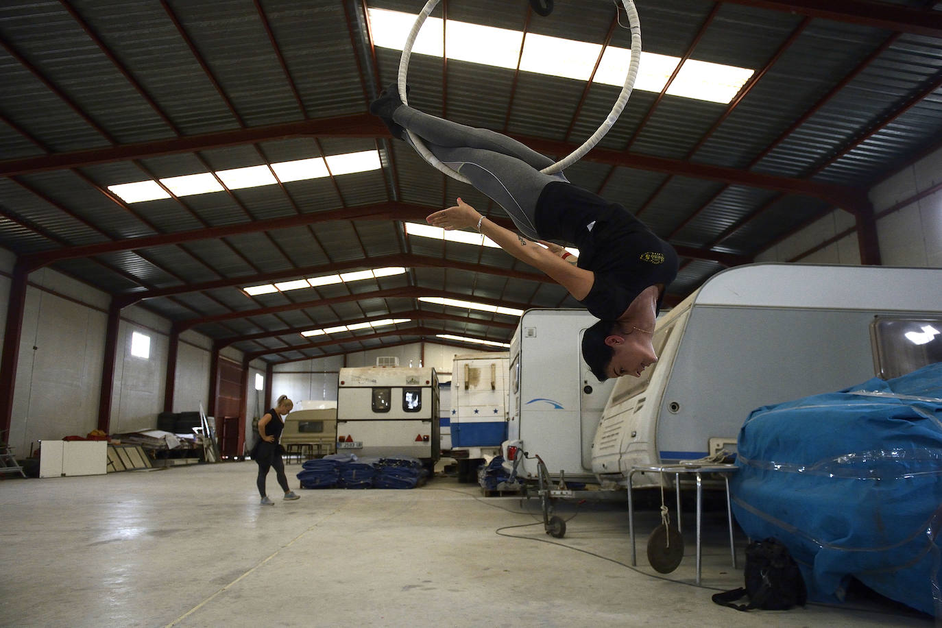 Fotos: Malabaristas y payasos en cuarentena