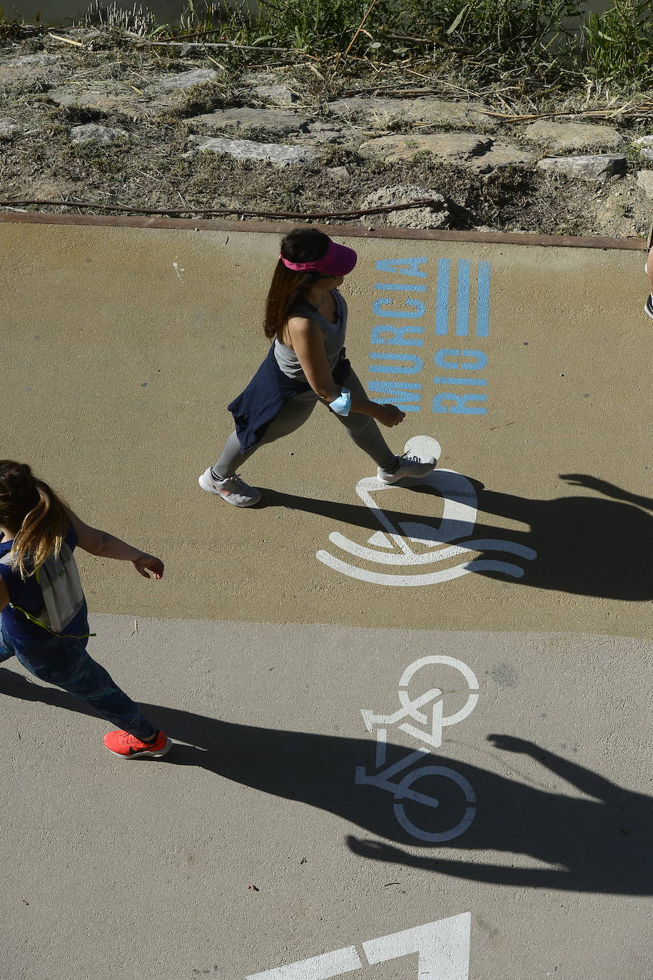 Fotos: Los murcianos salen a pasear y hacer deporte tras más de un mes de confinamiento