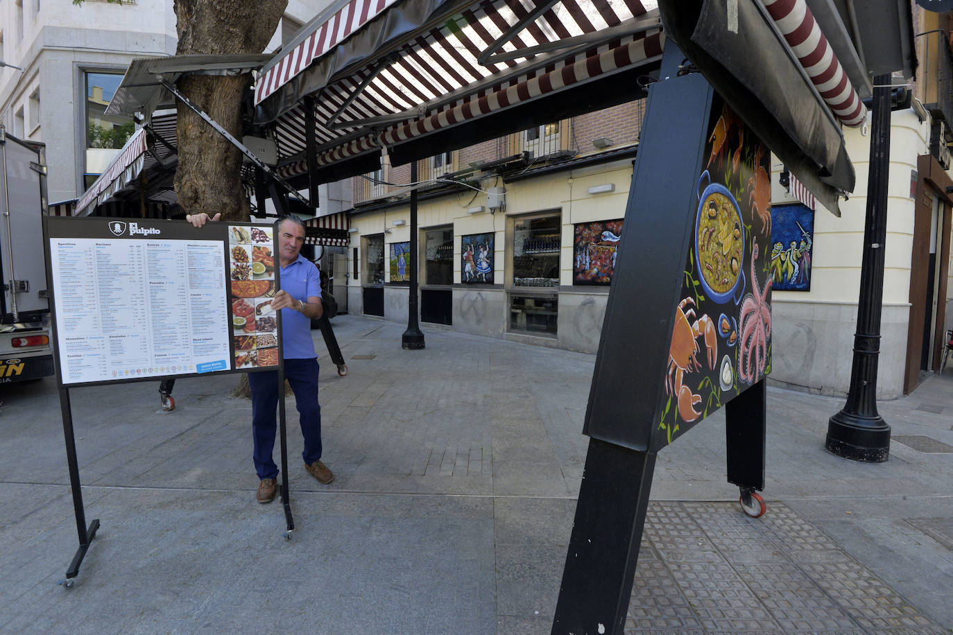 Fotos: Hostemur estima que solo la mitad de los bares de la Región abrirán terraza el lunes