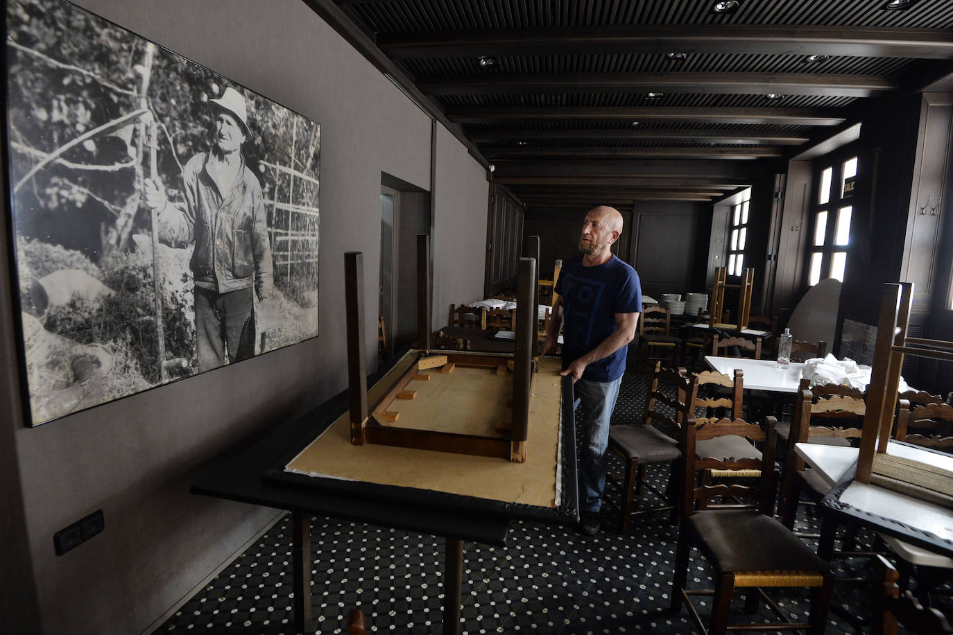 Fotos: Hostemur estima que solo la mitad de los bares de la Región abrirán terraza el lunes