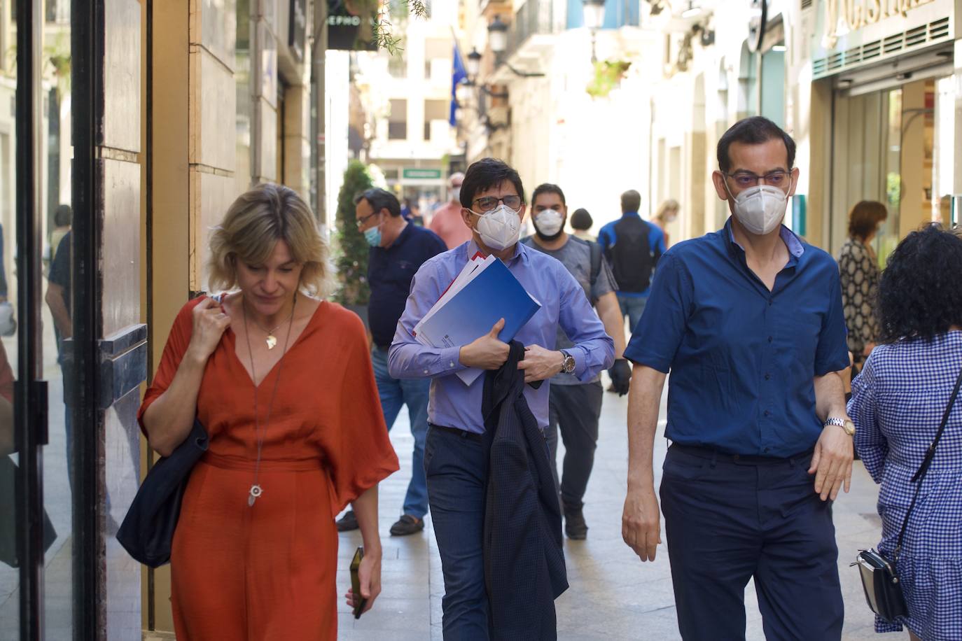 Fotos: Las mascarillas toman las calles de Murcia