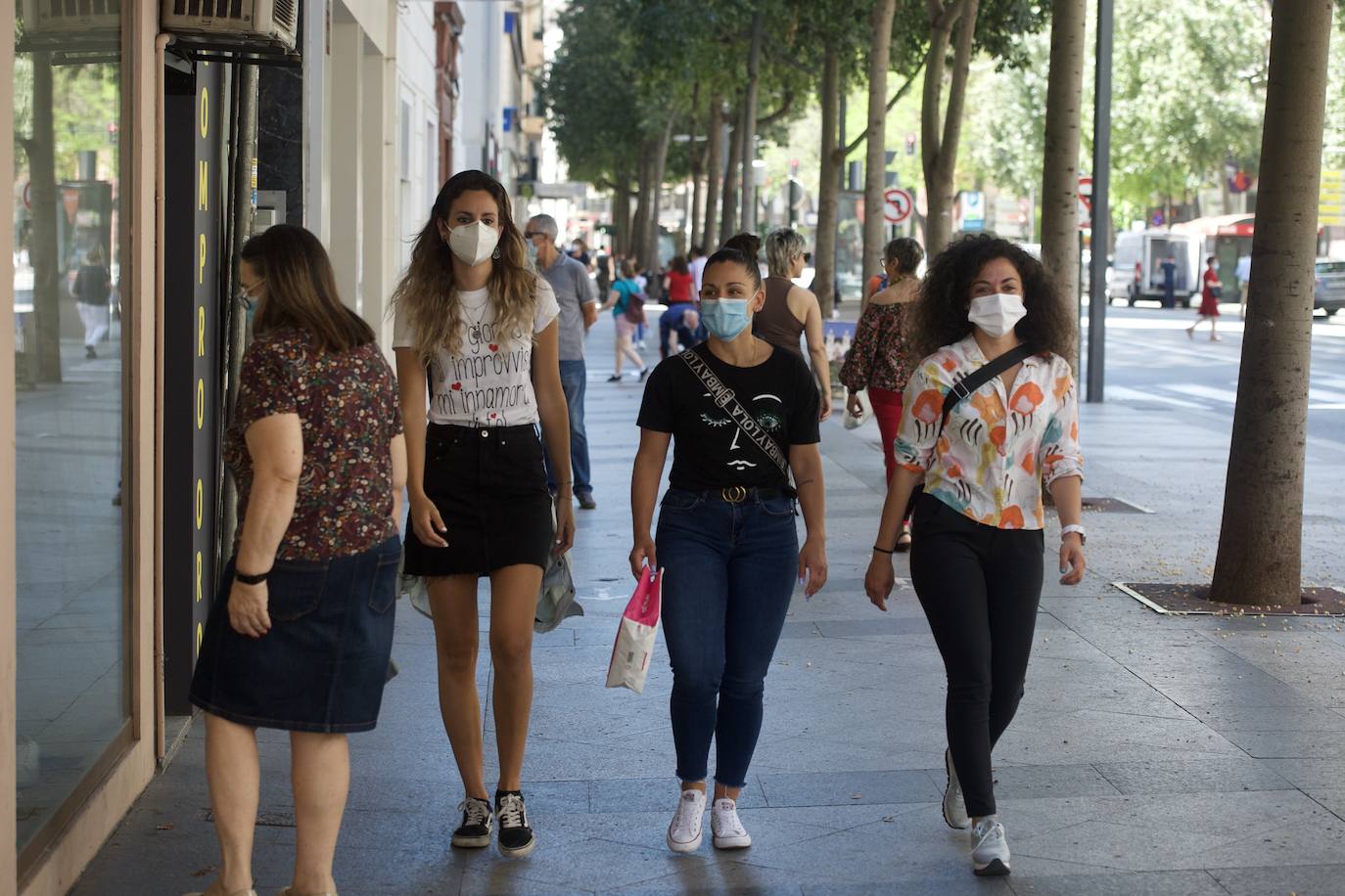 Fotos: Las mascarillas toman las calles de Murcia