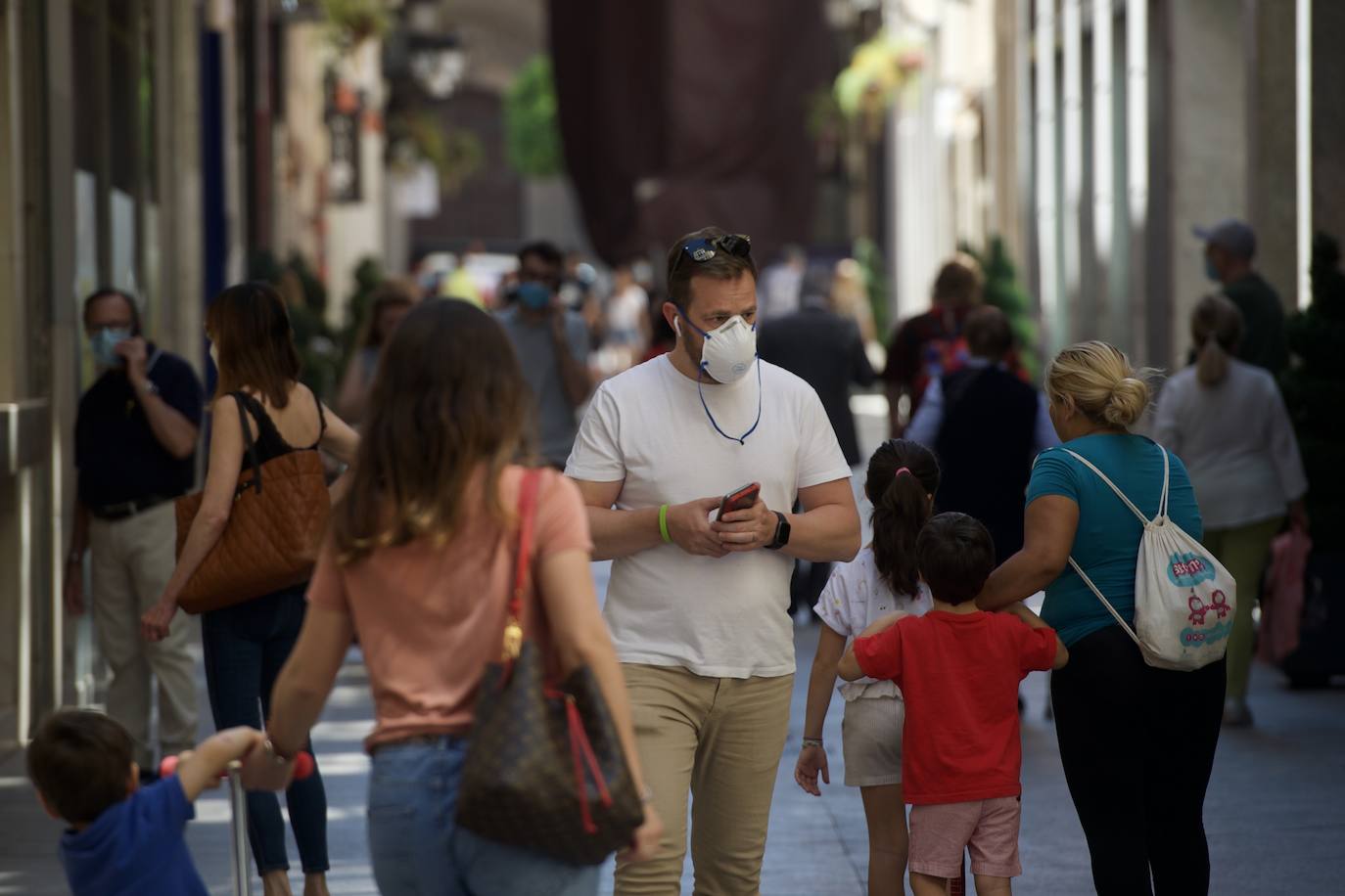 Fotos: Las mascarillas toman las calles de Murcia