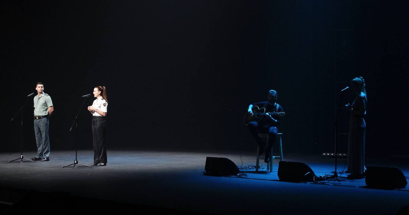 Fotos: Un abrazo musical a los que han arriesgado sus vidas