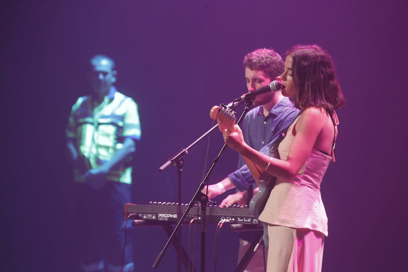 Fotos: Un abrazo musical a los que han arriesgado sus vidas