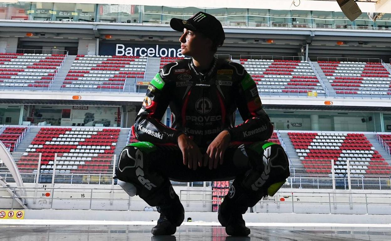 Ana Carrasco en el circuito de Barcelona tras volver a los entrenamientos esta semana.