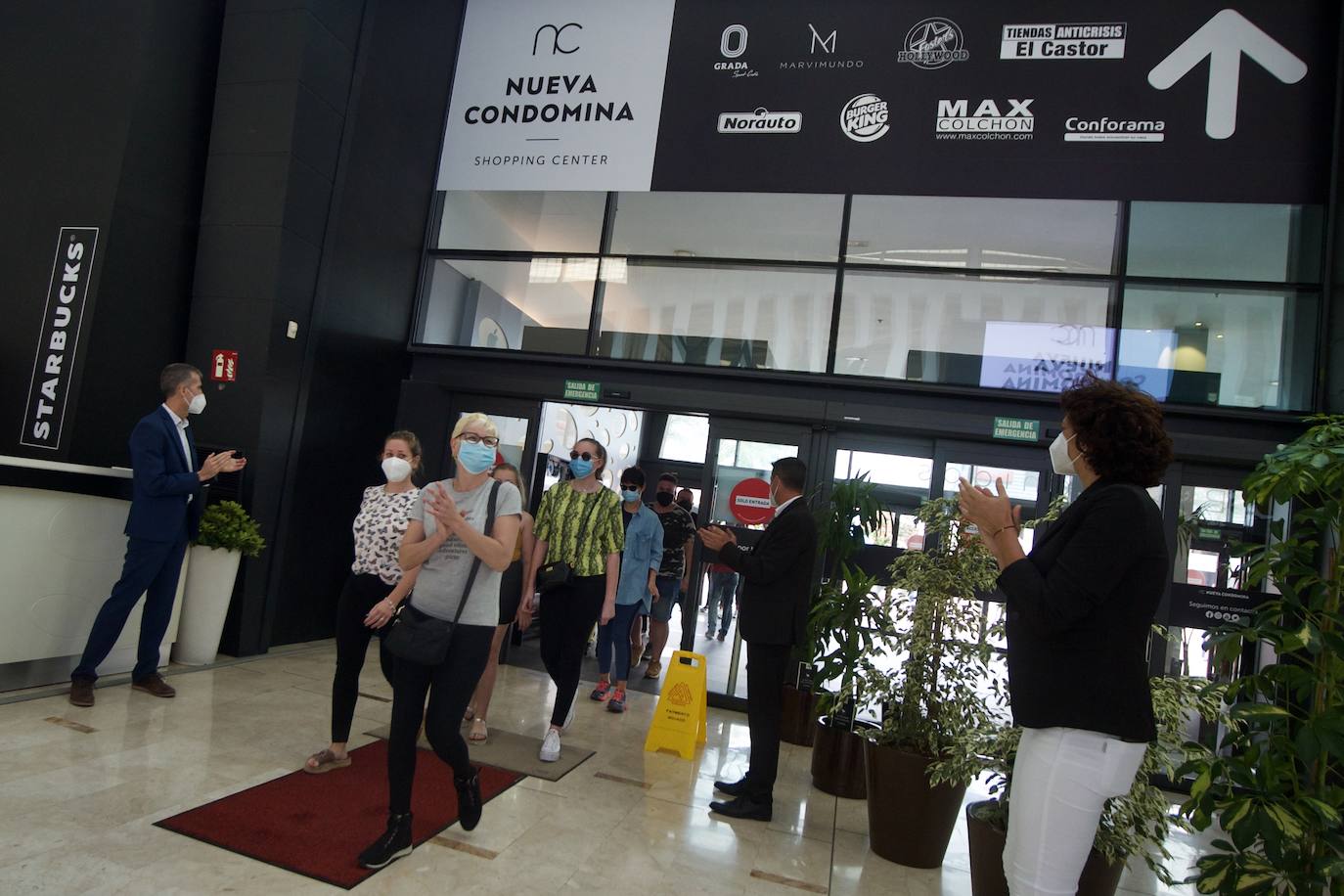 Fotos: Los centros comerciales vuelven tras más de dos meses