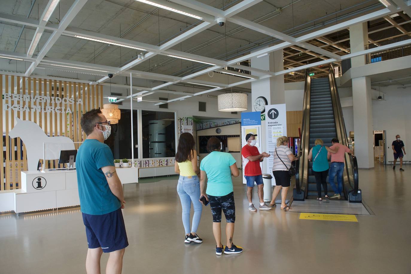 Fotos: Los centros comerciales vuelven tras más de dos meses