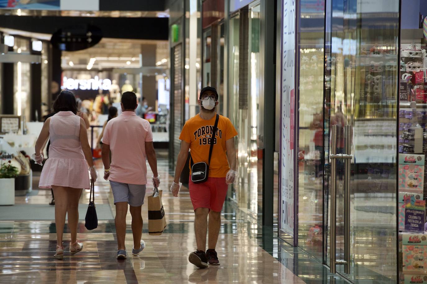 Fotos: Los centros comerciales vuelven tras más de dos meses
