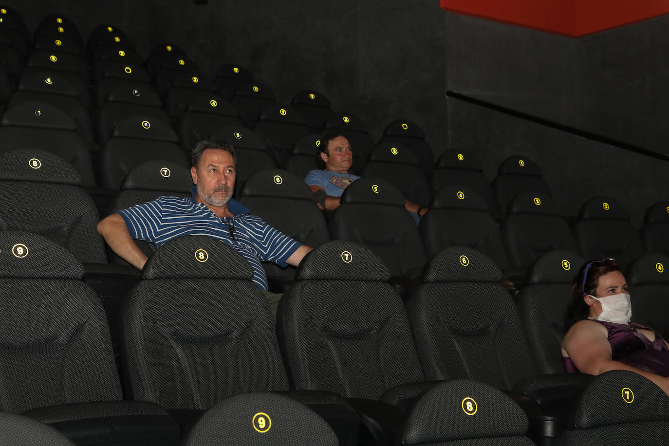 Fotos: Vuelve a abrir el cine del Parque Almenara de Lorca