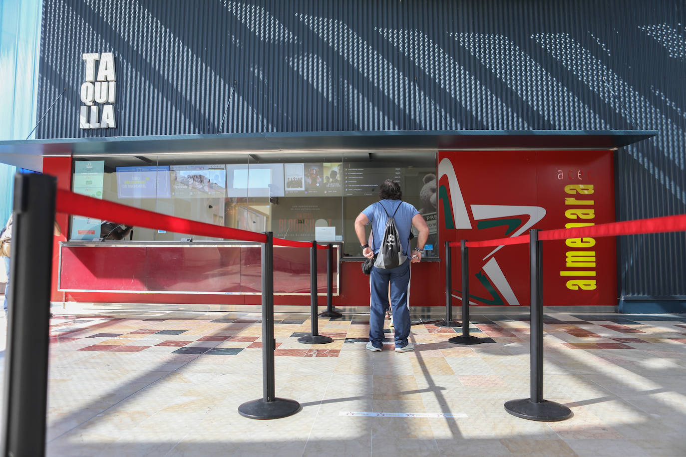 Fotos: Vuelve a abrir el cine del Parque Almenara de Lorca