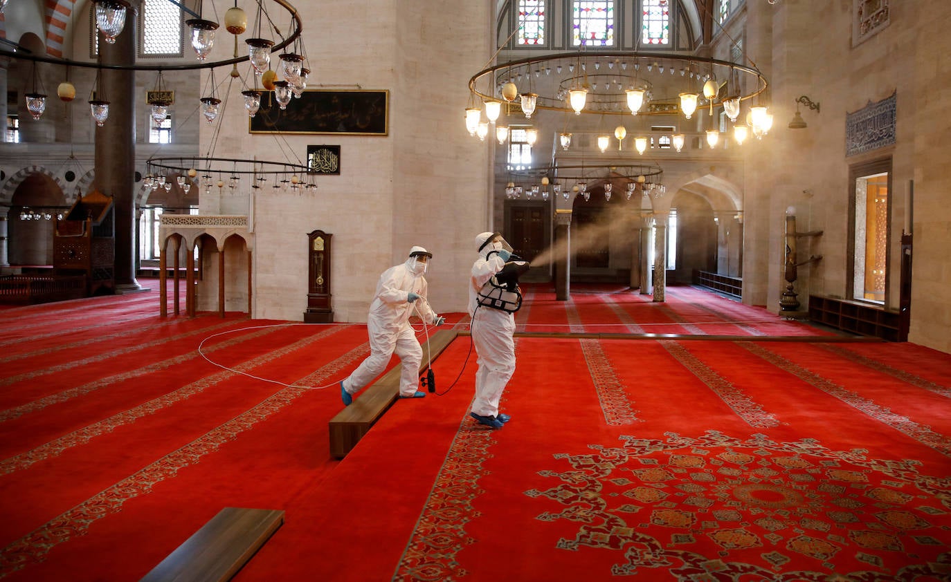 Fotos: La mezquita de Solimán abre sus puertas