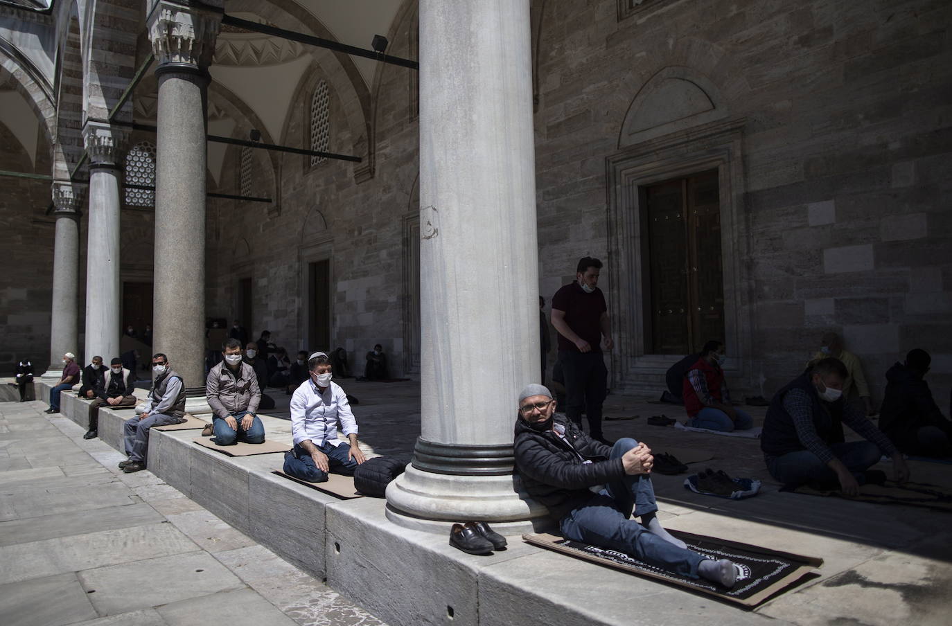 Fotos: La mezquita de Solimán abre sus puertas