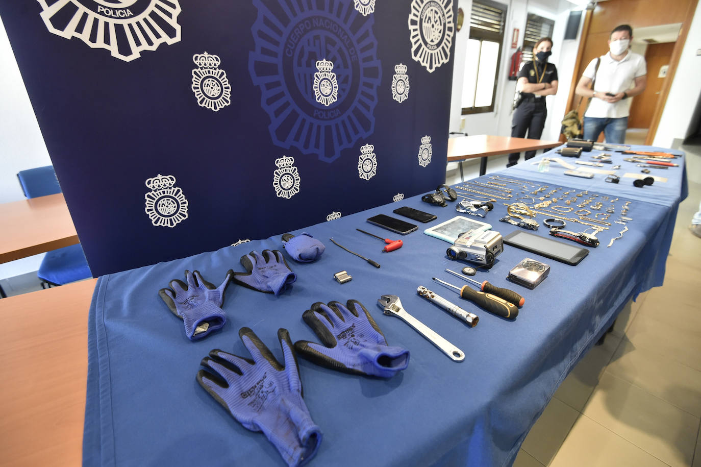 Fotos: Cae una banda que reventaba casas utilizando la técnica del &#039;sacacorchos&#039;