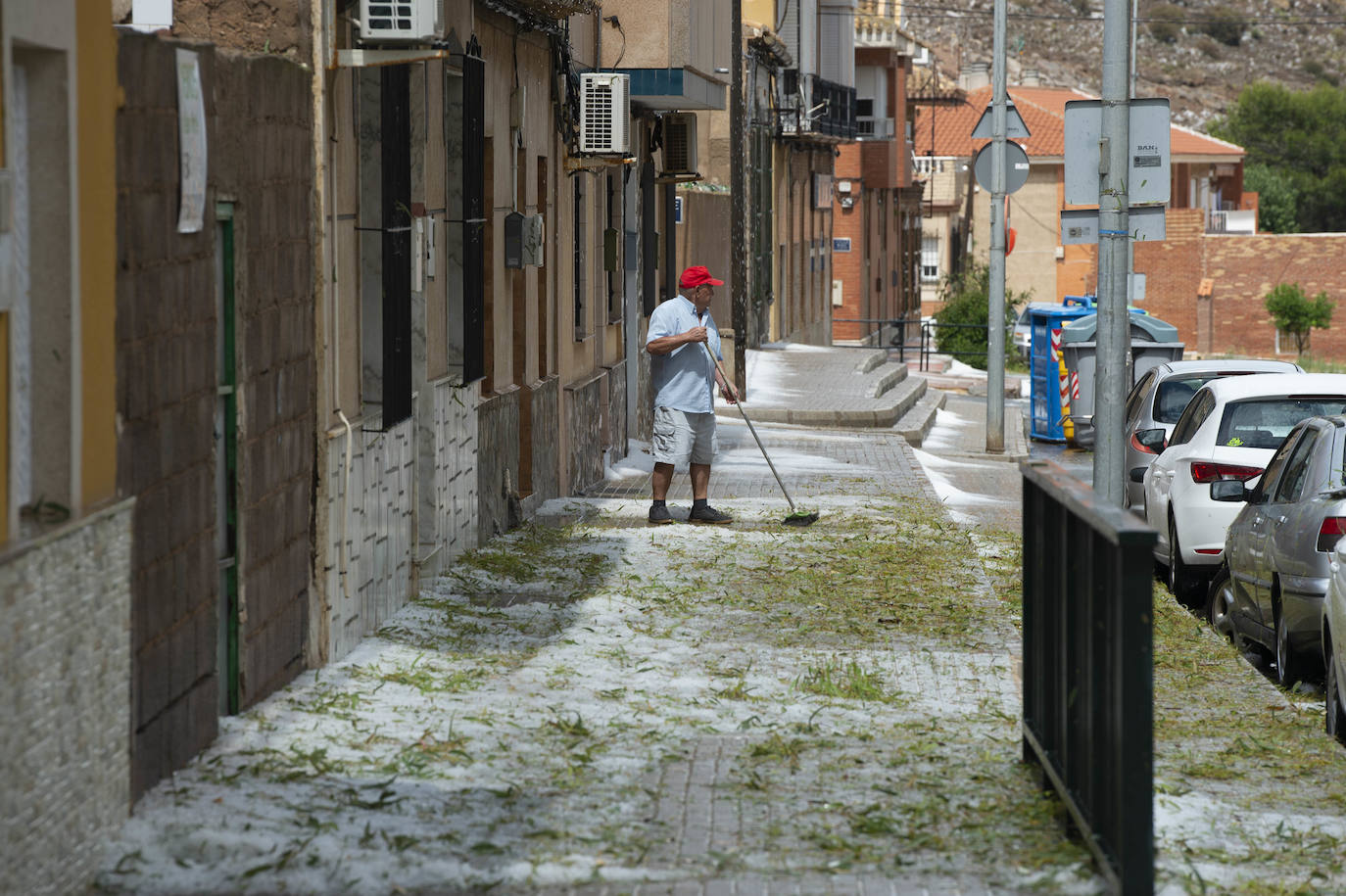 Fotos: Las lluvias provocan cinco accidentes y 68 incidencias en la Región