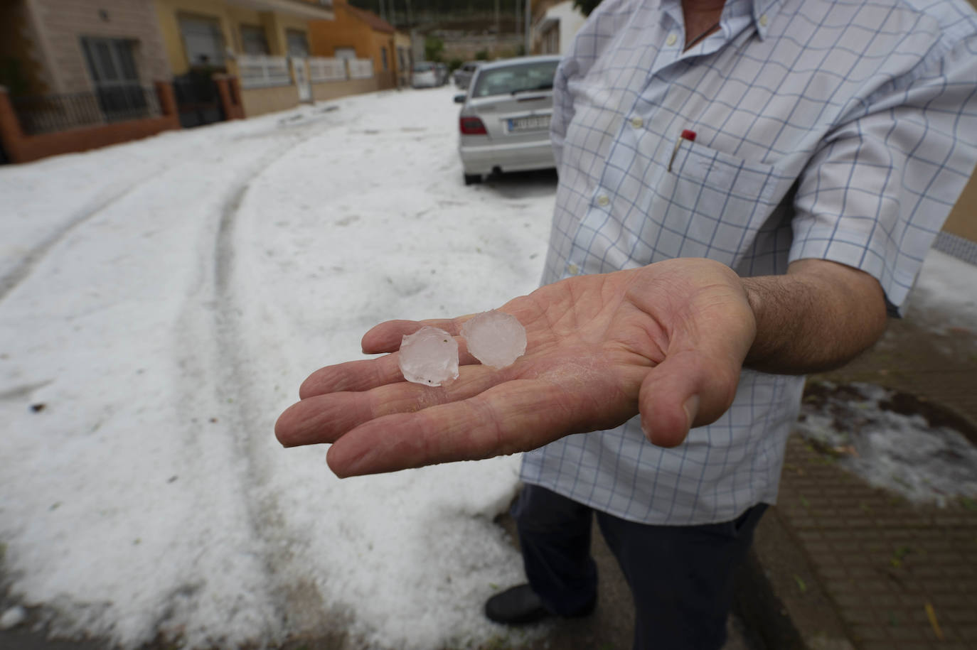 Fotos: Las lluvias provocan cinco accidentes y 68 incidencias en la Región