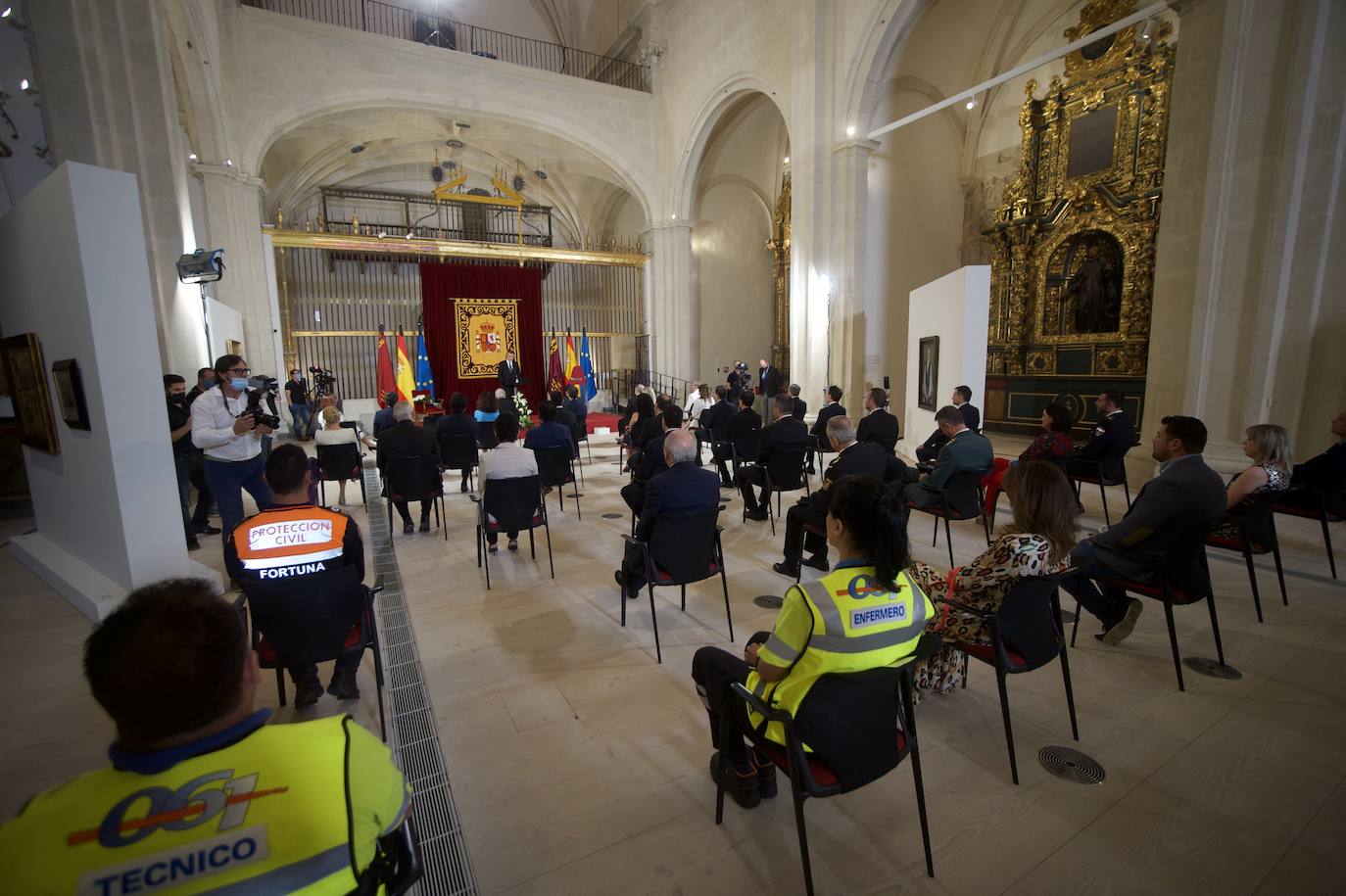 Fotos: Miras apela al entendimiento en un 9-J marcado por el recuerdo a las víctimas del coronavirus