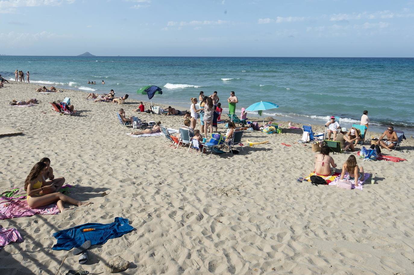 Fotos: La Comunidad no limitará el aforo en las playas tras las quejas de alcaldes de la costa