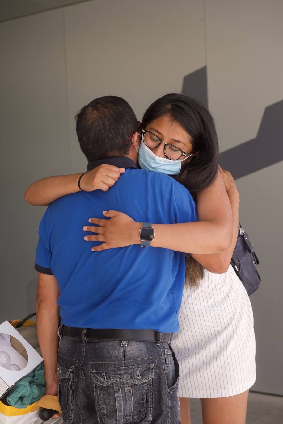 Fotos: Aterriza en el aeropuerto de Corvera el primer vuelo tras la pandemia