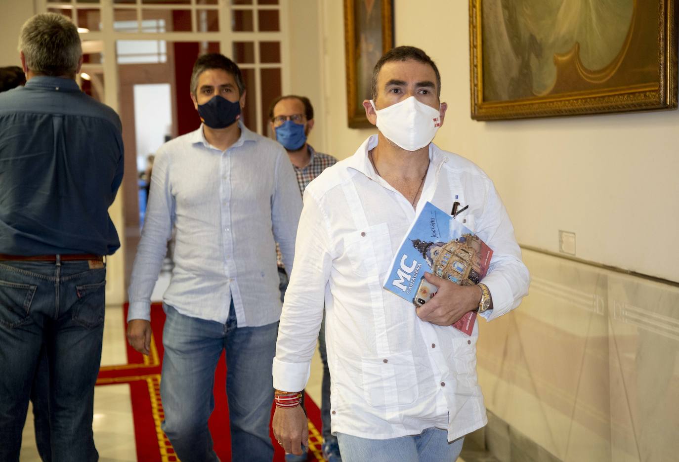 Fotos: José López se niega a disculparse con el jefe técnico de Infraestructuras