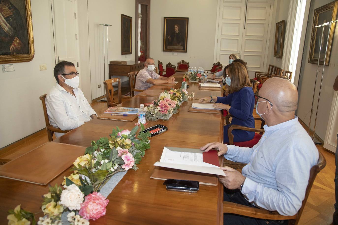 Fotos: José López se niega a disculparse con el jefe técnico de Infraestructuras