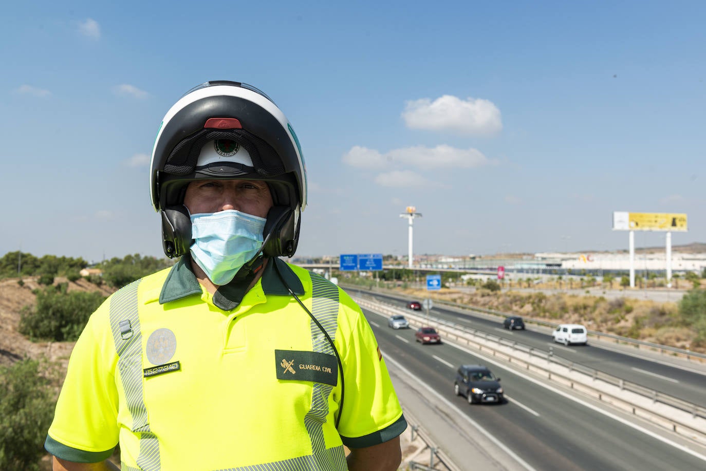 Fotos: Los desplazamientos por carretera en la Region caen un 20% pese al fin de las restricciones