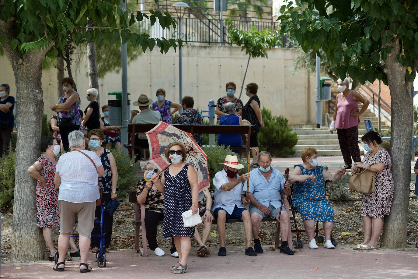 Fotos: Los vecinos de Los Ramos exigen la reapertura del consultorio
