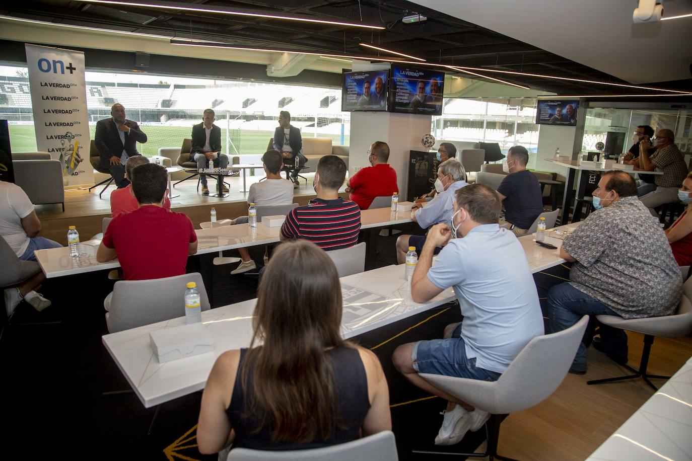 Fotos: Belmonte y Breis, con los suscriptores de LA VERDAD