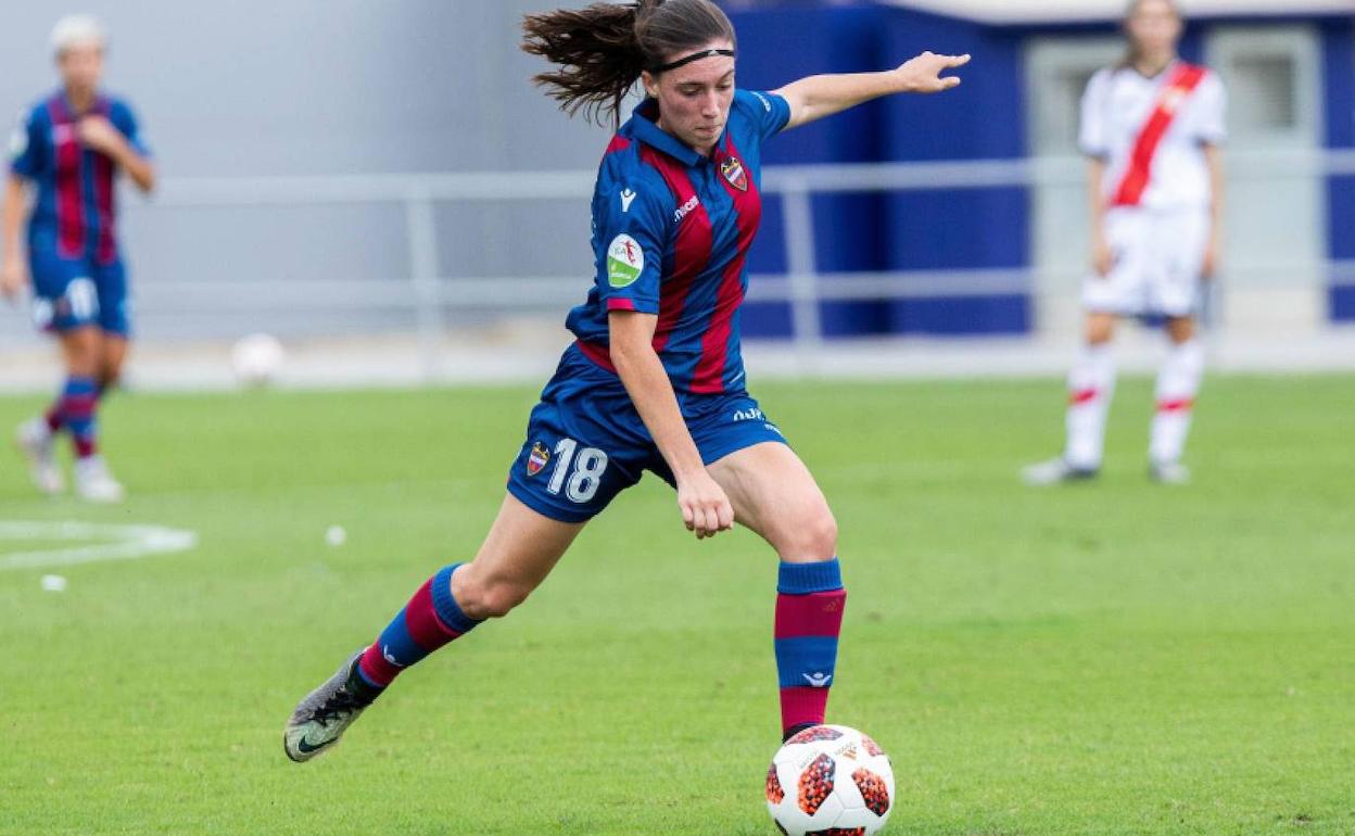 Eva Navarro, en un partido con el Levante.
