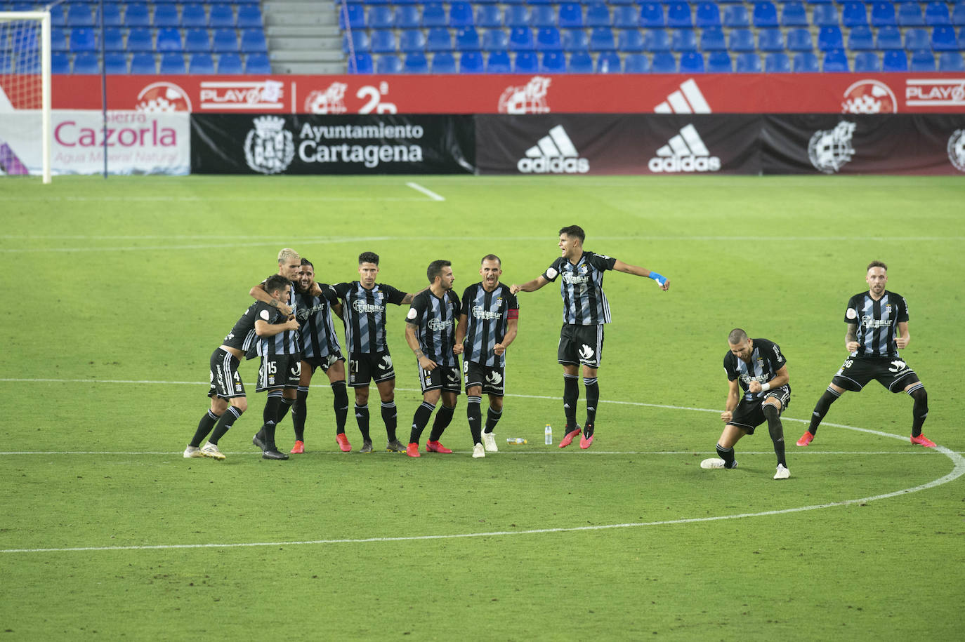 Fotos: La primera parte del FC Cartagena-Atlético Baleares, en imágenes