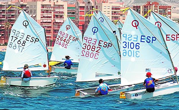 El Puerto Deportivo Juan Montiel fue el escenario del Nacional de Optimist entre el 27 de julio y el 2 de agosto.