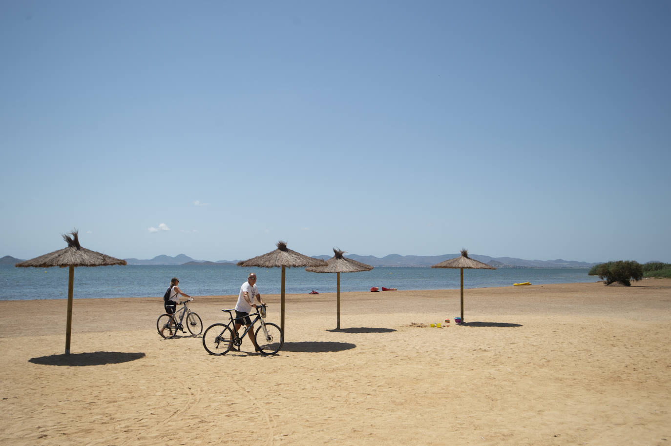 Fotos: Playas del Mar Menor durante este mes de agosto