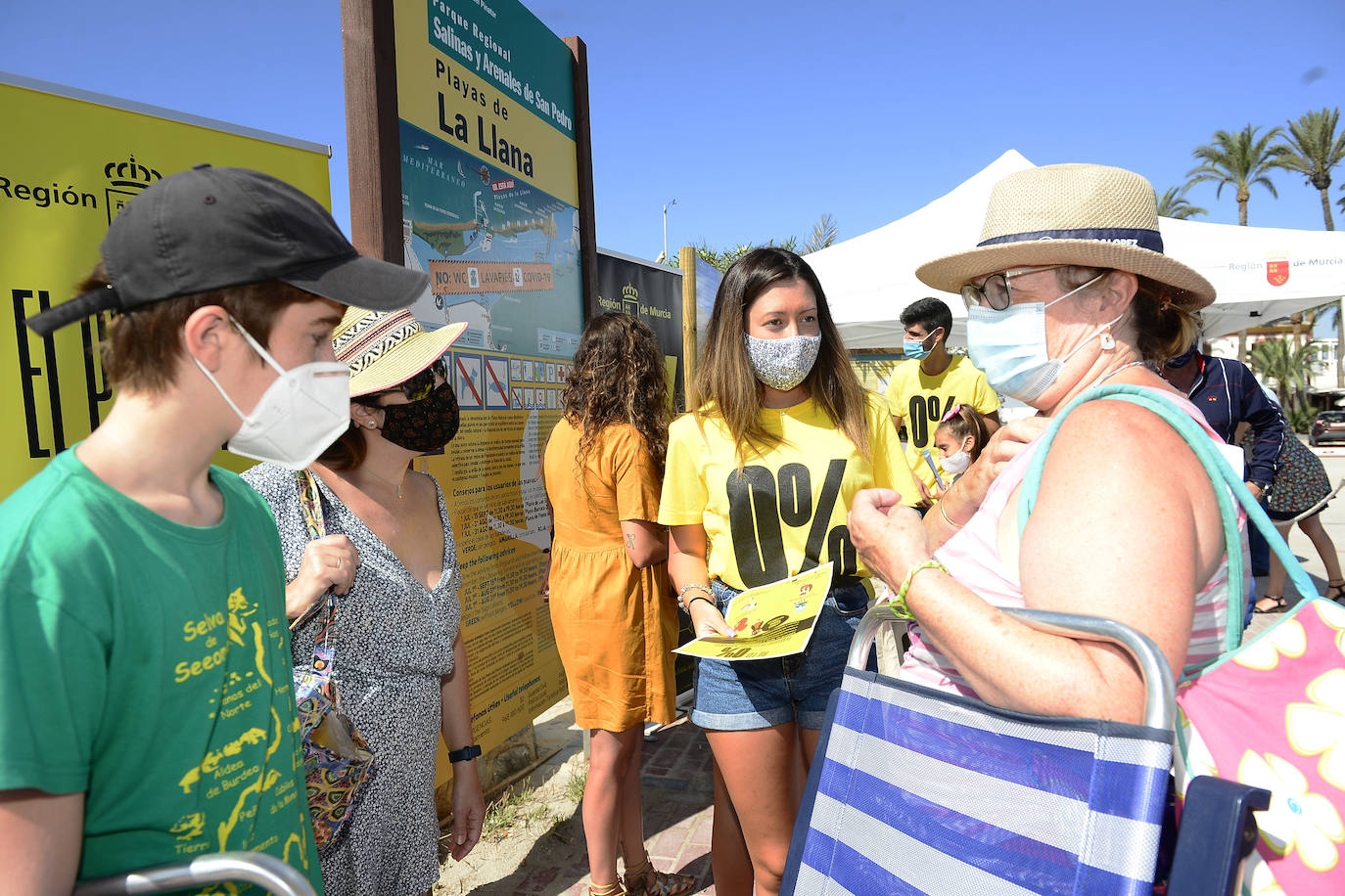 Fotos: La campaña &#039;cero plásticos&#039; llega a las Salinas y Calblanque