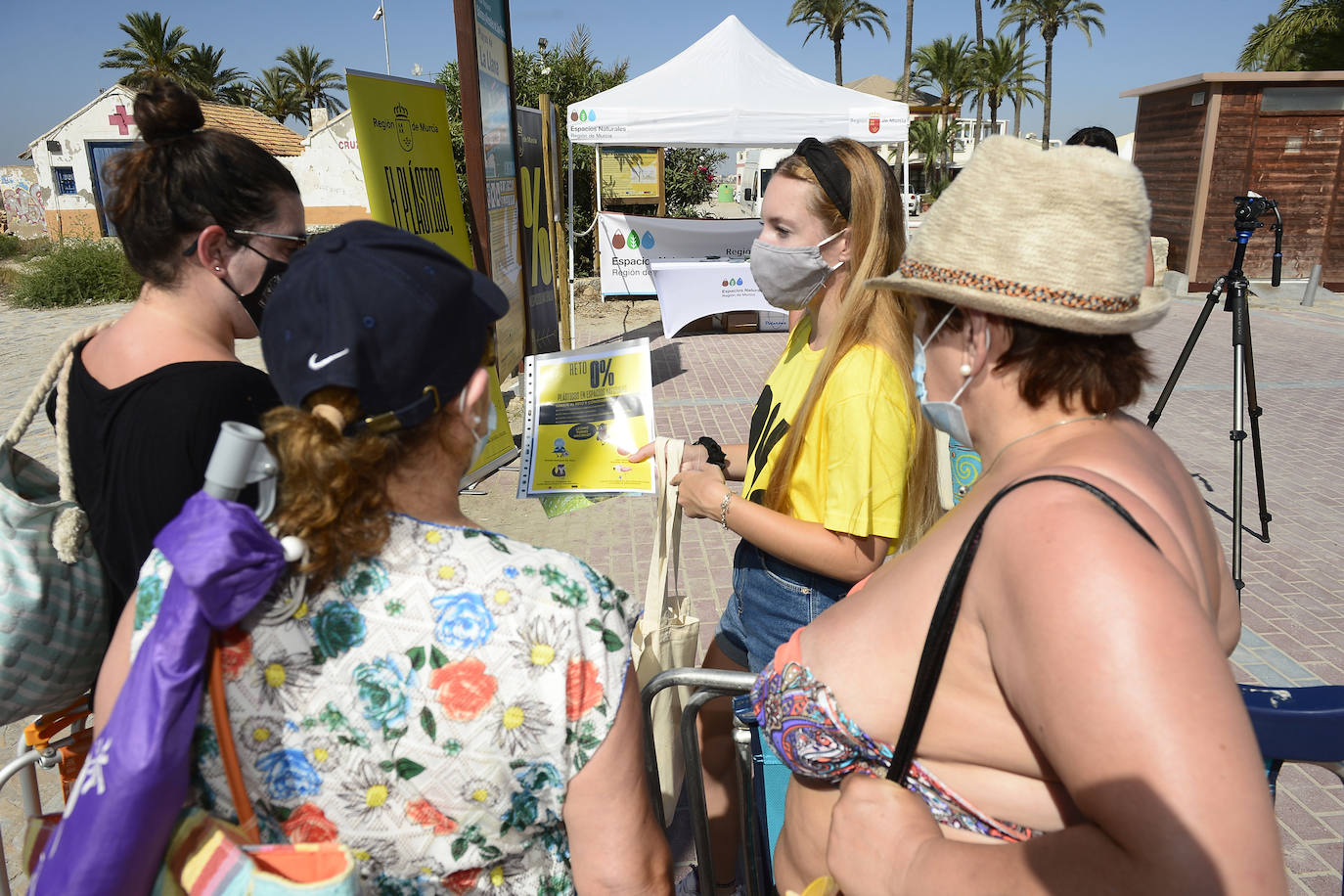 Fotos: La campaña &#039;cero plásticos&#039; llega a las Salinas y Calblanque