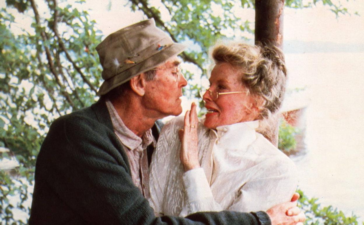 Katharine Hepburn y Henry Fonda, en la película 'En el estanque dorado'. 