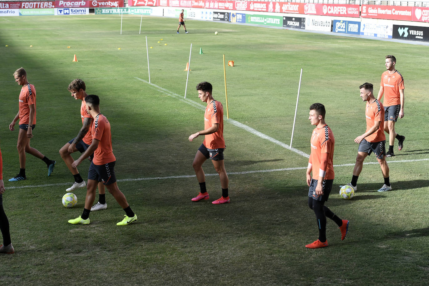 Fotos: El Real Murcia vuelve a entrenar