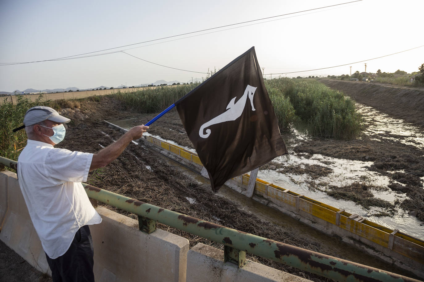 Fotos: Nueva protesta por la entrada de aguas contaminadas en el Mar Menor