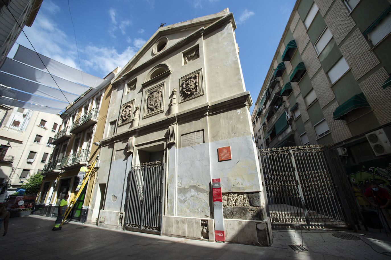 Fotos: El Ayuntamiento de Murcia rehabilitará las cubiertas y fachadas de la Ermita del Pilar